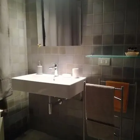 Corte Storica Del 1700 Holiday home Calcinato