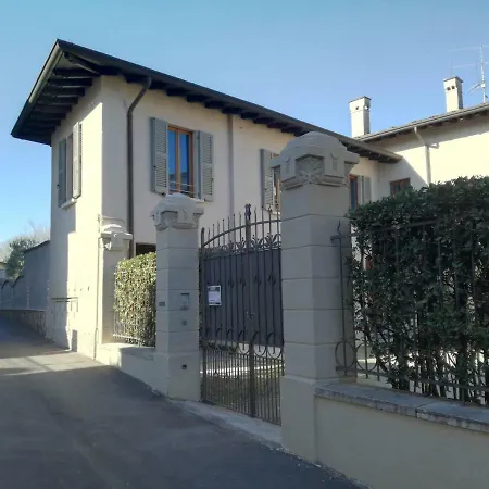 Holiday home Corte Storica Del 1700 *